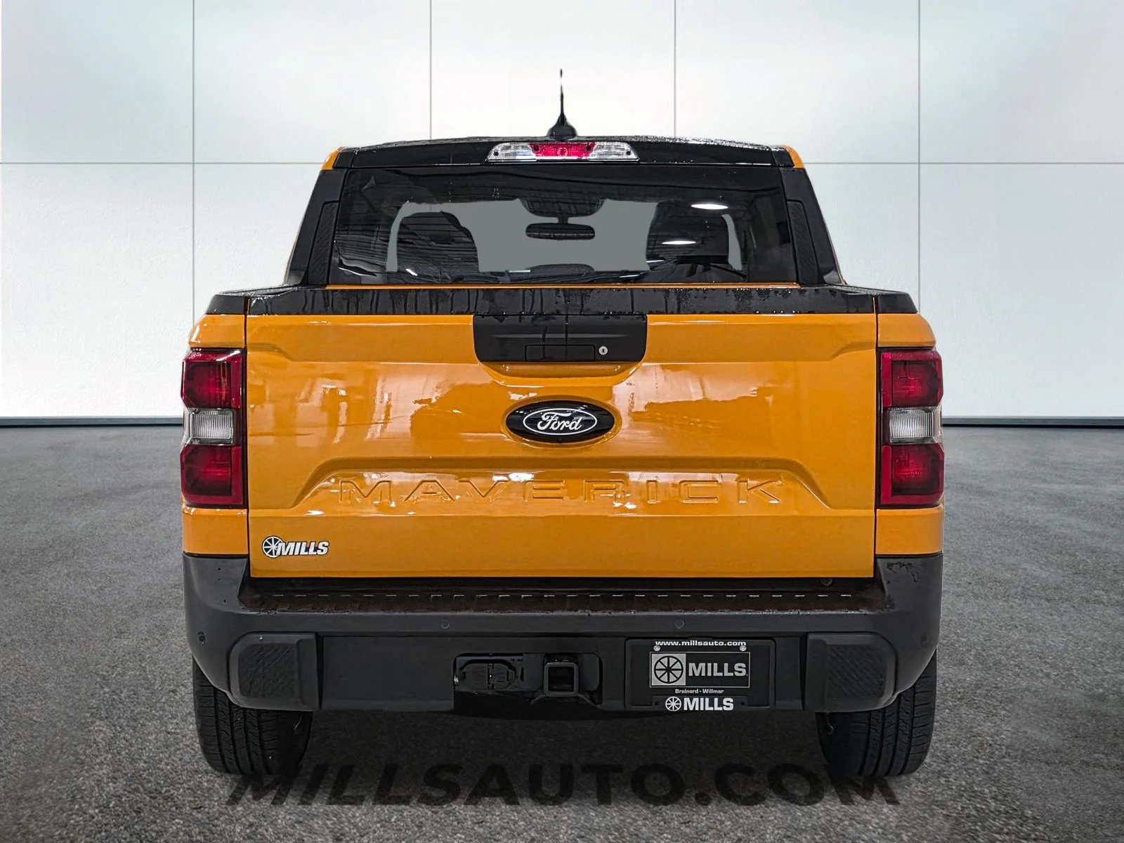 New 2026 Orange Fury Metallic Tri-Coat Ford XLT image 6