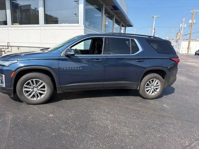 Used 2023 Northsky Blue Metallic Chevrolet LT Cloth image 3