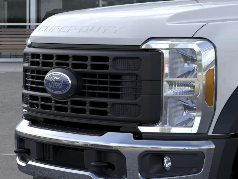 New 2026 Oxford White Ford F-450® XL image 42