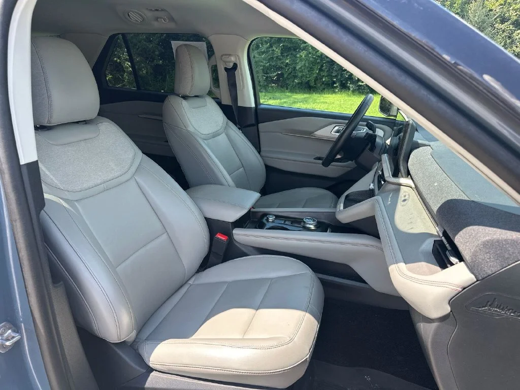 Used 2025 Blue Ford Active image 13