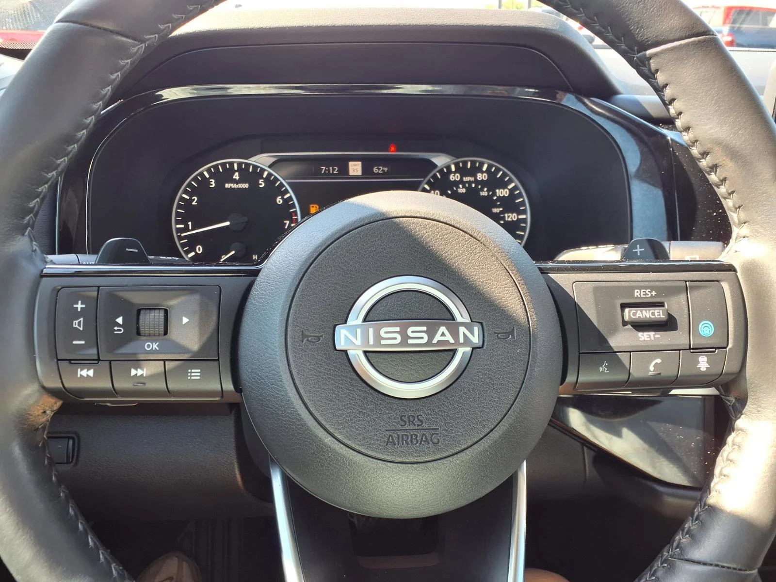 Used 2023 Scarlet Ember Tintcoat Nissan SL image 14