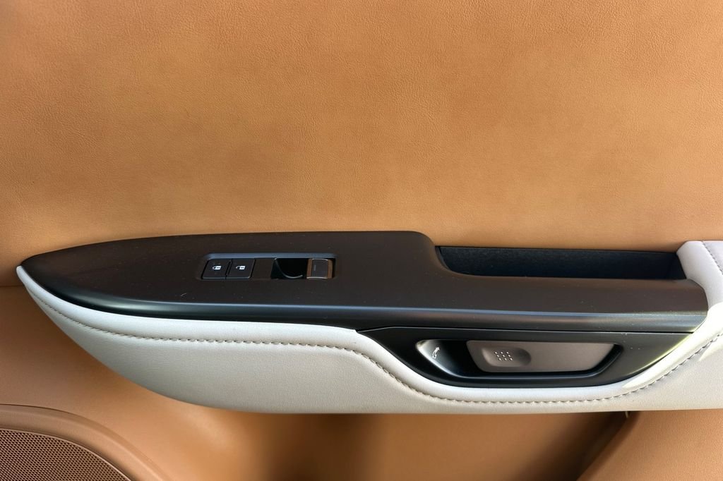 2026 Lexus RZ Premium - Photo 21