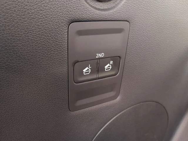 Used 2025 Gray Hyundai SE image 50