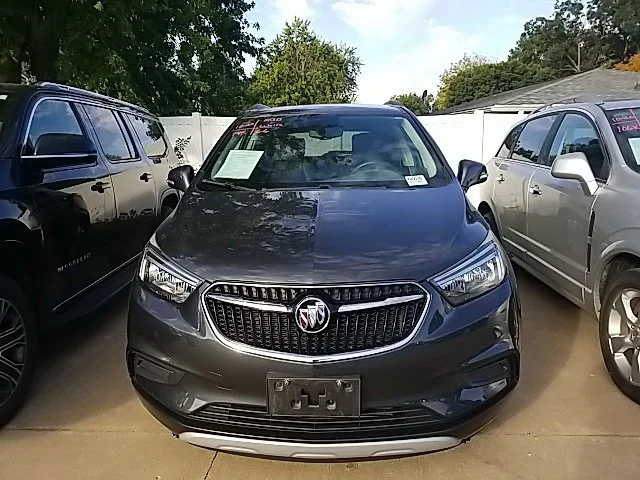 Used 2017 Gray Buick Preferred image 8
