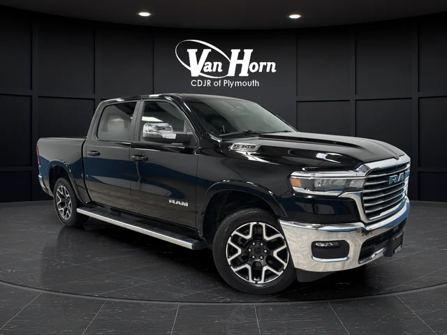 2025 RAM 1500 Laramie 4x4 Crew Cab 5'7's photo