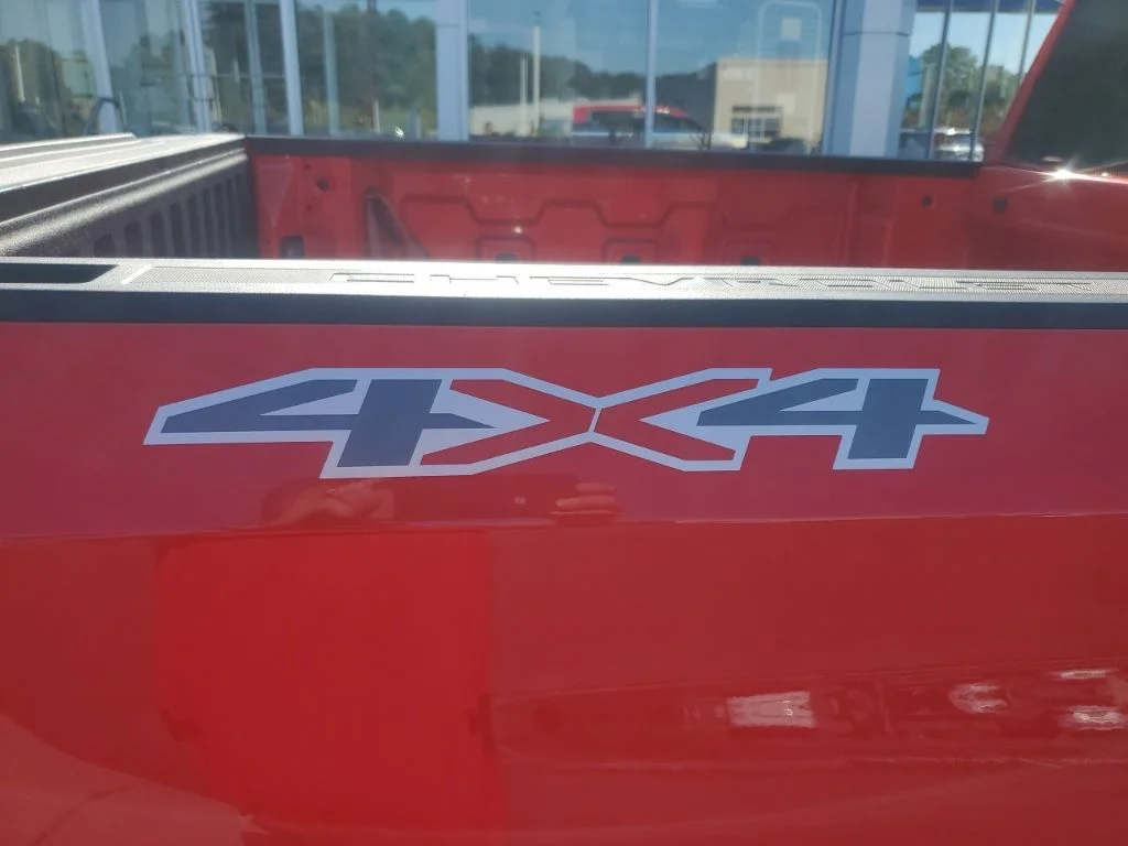 Used 2023 Red Chevrolet Custom image 6