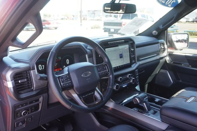 2023 Ford F-150 Platinum - Photo 19