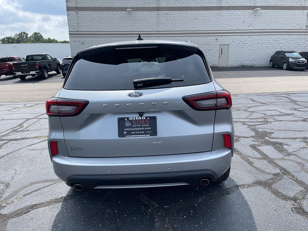 2024 Ford Escape ST-Line - Photo 13