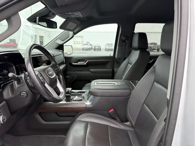 Used 2022 QUICKSILVER METALLIC GMC SLT image 9