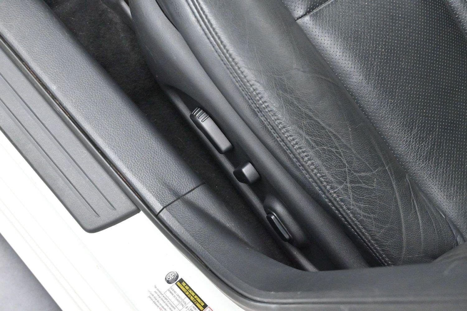 Used 2013 Pearl White Nissan 3.5 SL image 14
