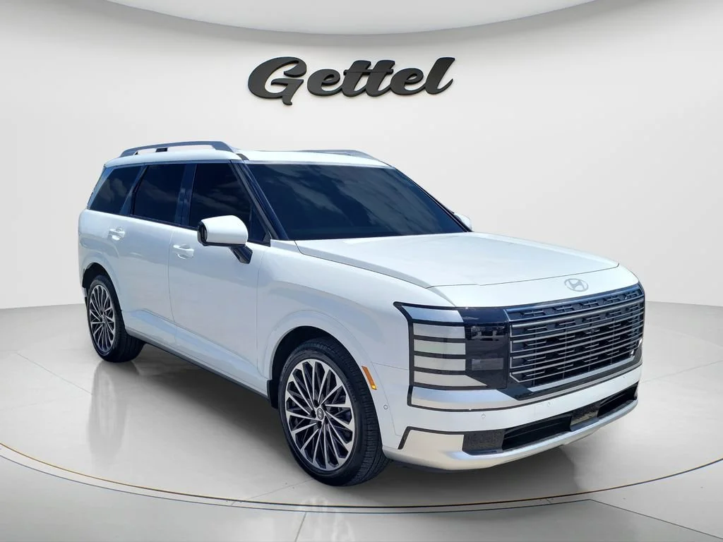Used 2026 White Hyundai Calligraphy image 3