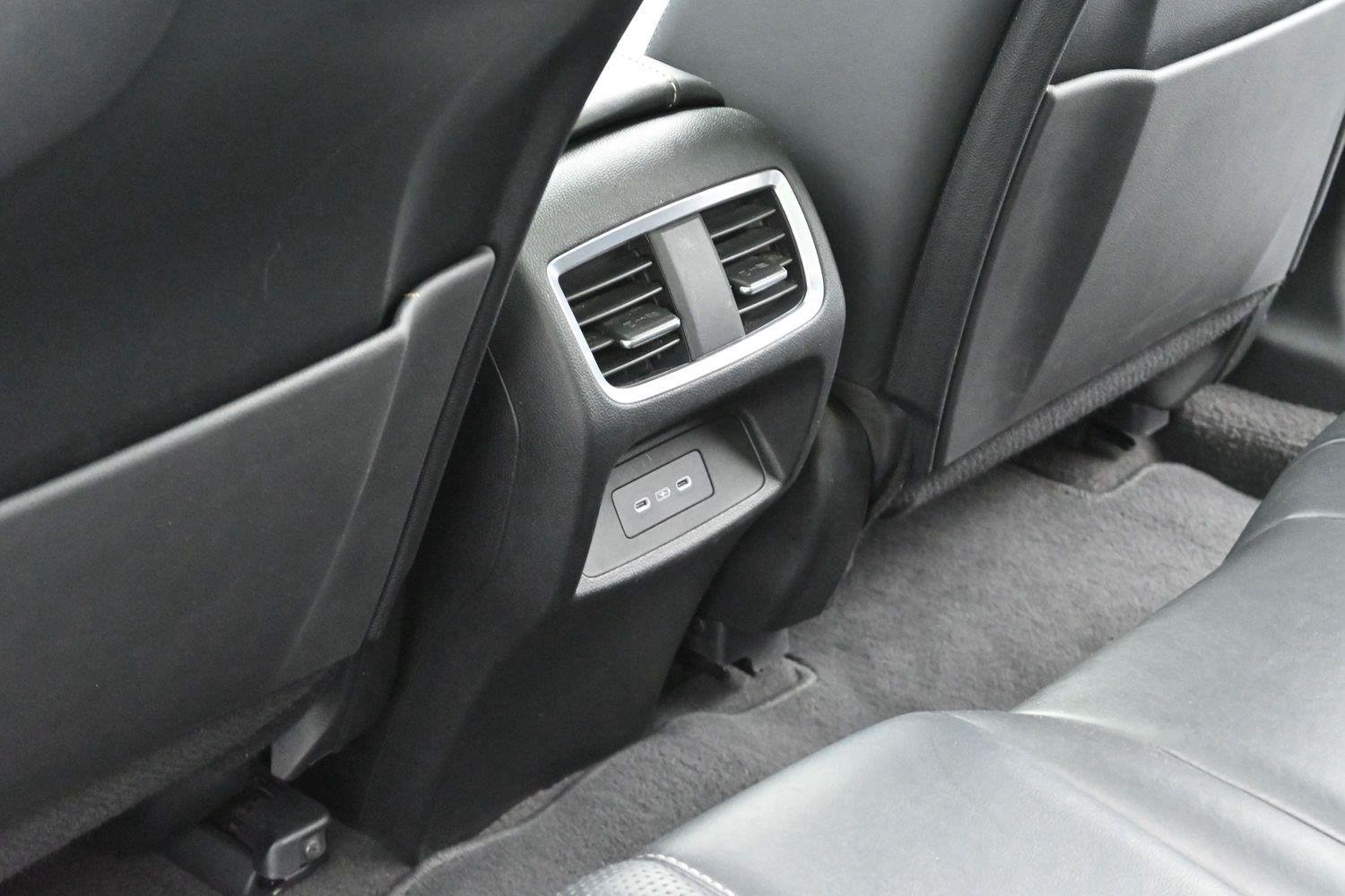 Used 2024 Majestic Black Pearl Acura SH-AWD w/Tech image 31