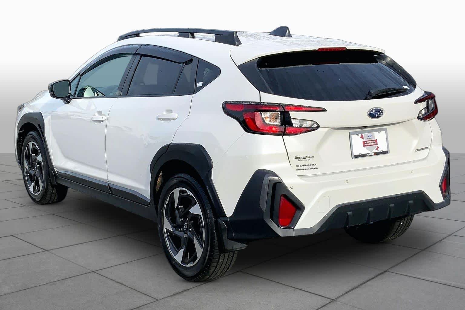Used 2024 Crystal White Pearl Subaru Limited image 12