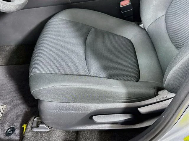 Certified Used 2020 SILVER SKY METALLIC Toyota  image 18