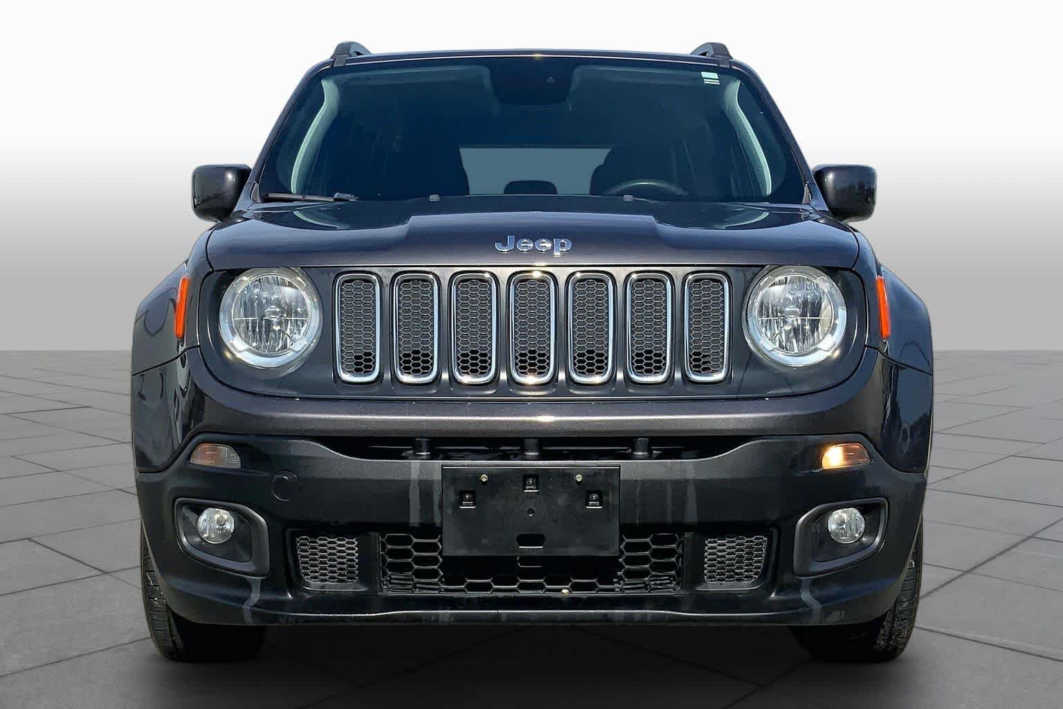 Pre-Owned 2018 Jeep Renegade Latitude