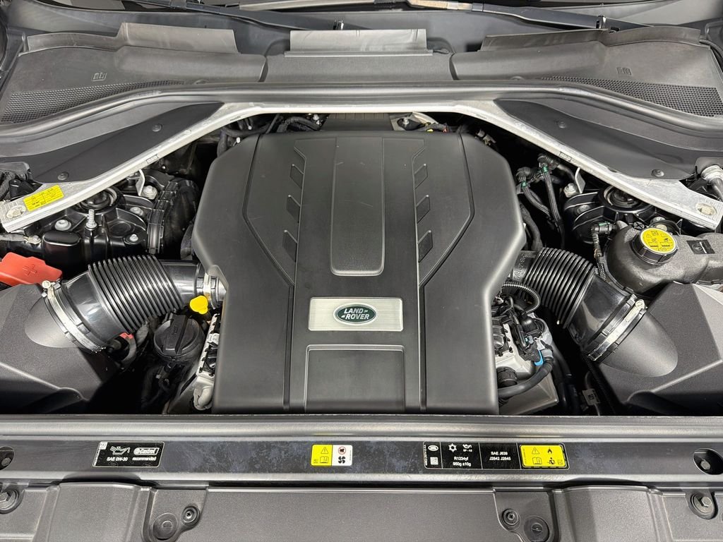 Used 2023 Black Land Rover SE image 33