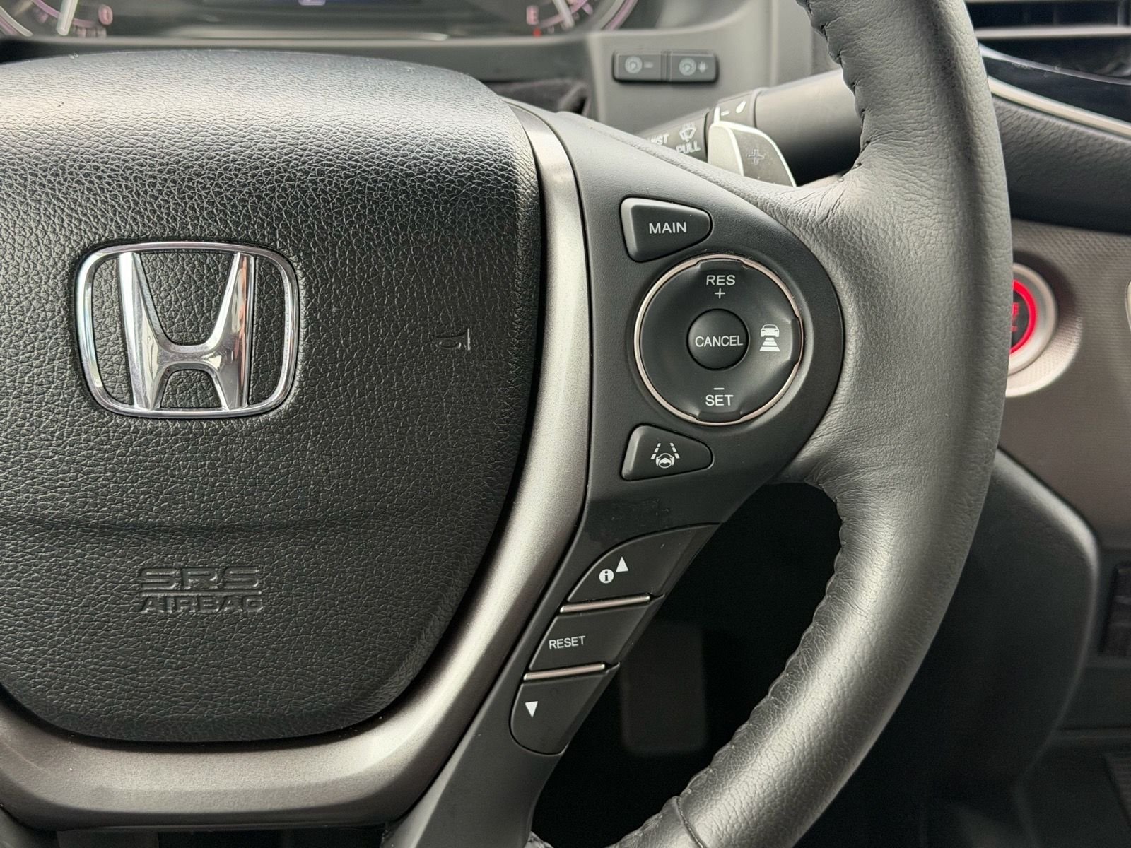 Used 2023 Gray Pearl Honda RTL-E image 17