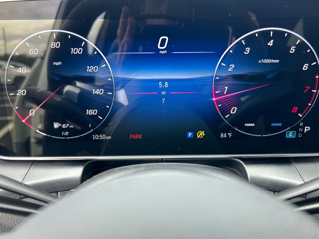 New 2026 Polar White Mercedes-Benz GLC 300 image 17