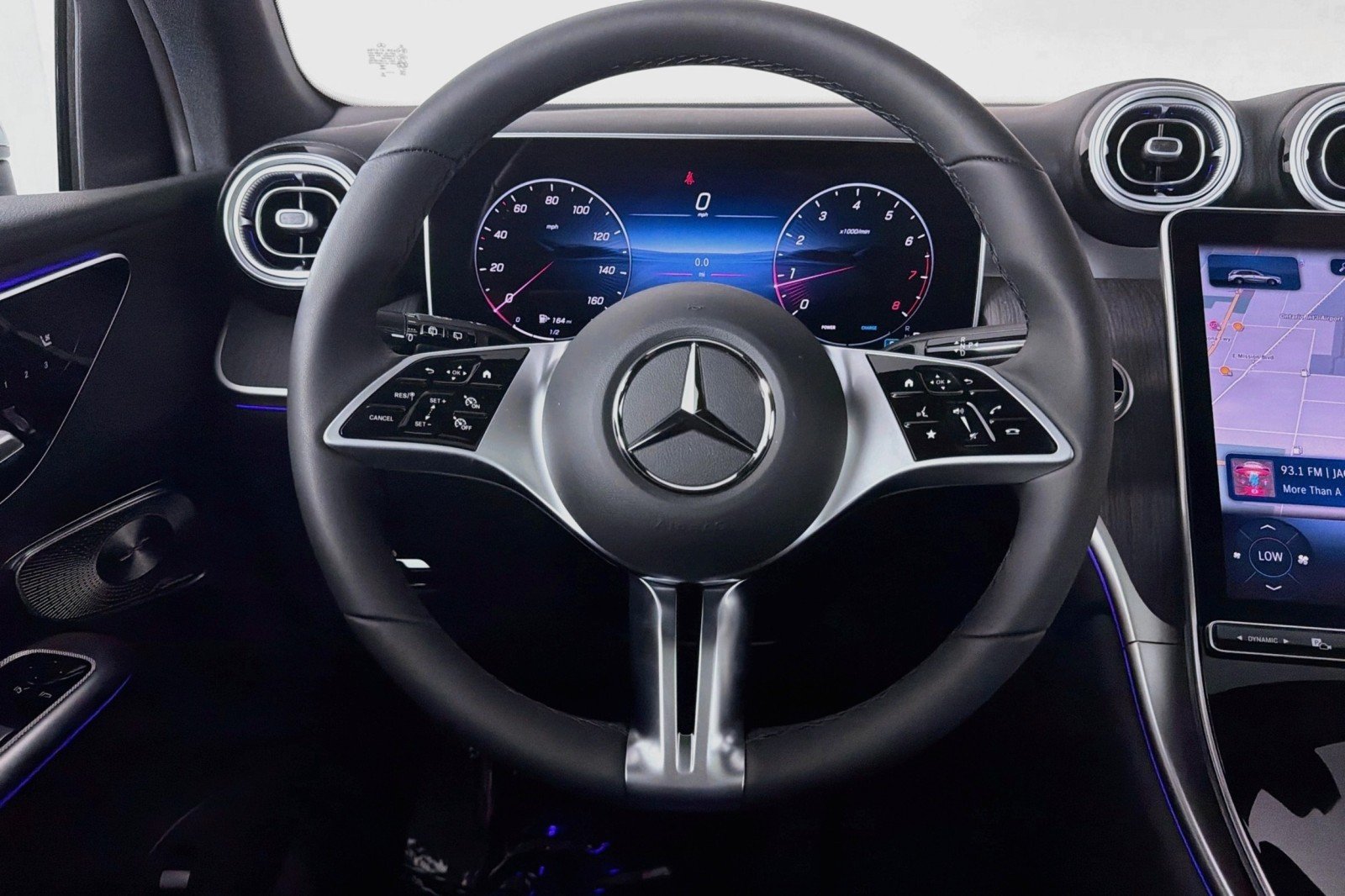New 2026 Cirrus Silver Metallic Mercedes-Benz GLC 300 SUV image 19