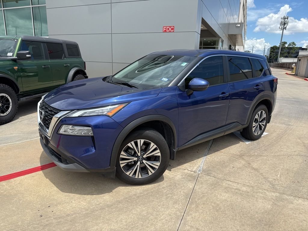 2022 Nissan Rogue SV FWD's photo