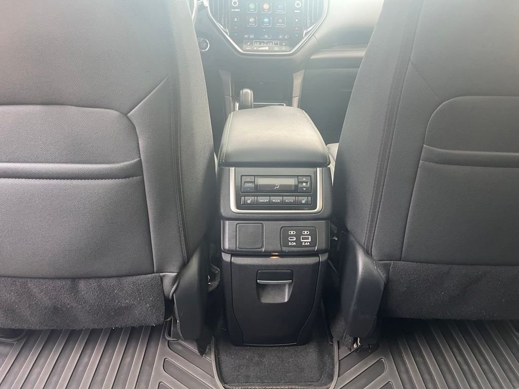 Used 2023 Crystal Black Silica Subaru Onyx Edition image 30