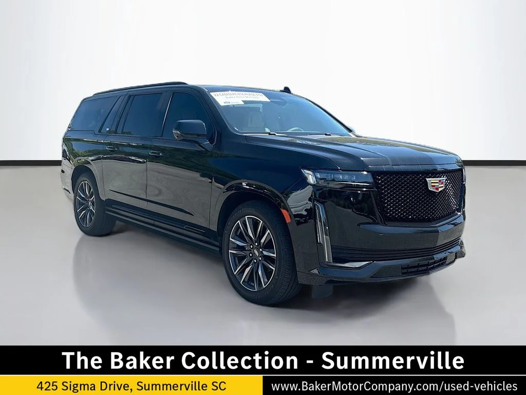 Used 2022 Black Cadillac Sport Platinum image 1