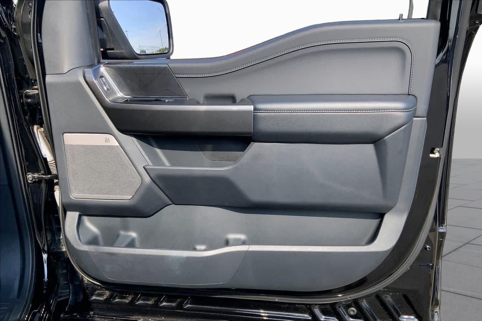 Used 2022 Agate Black Ford XLT image 21