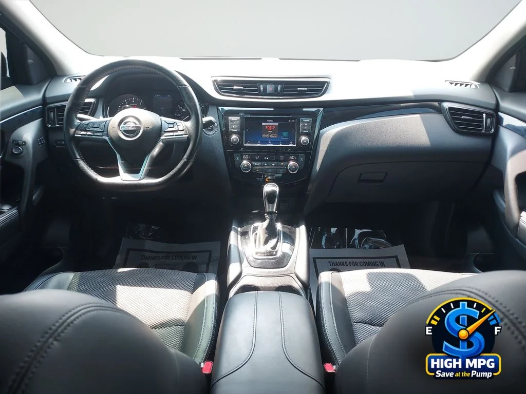 Used 2022 Black Nissan SV image 24