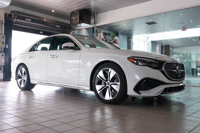 New 2026 Polar White Mercedes-Benz E 350 image 35
