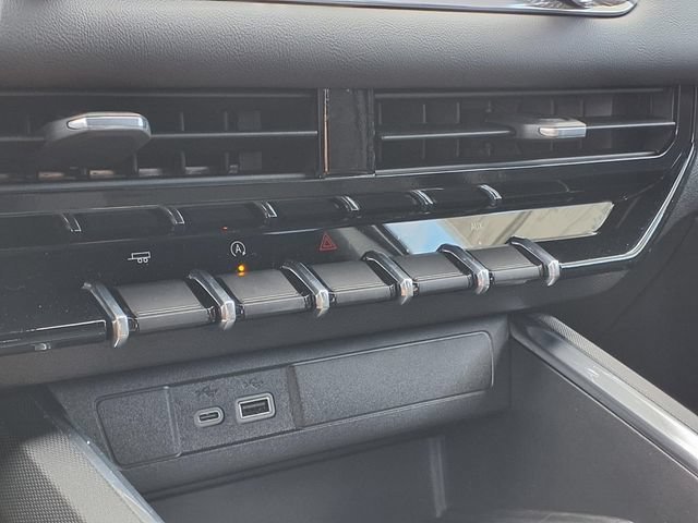 2026 GMC Canyon Elevation - Photo 17