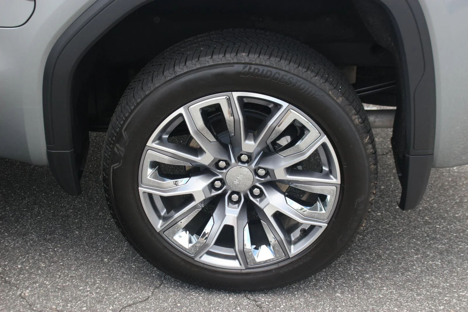 Used 2026 Sterling Metallic GMC Denali image 40
