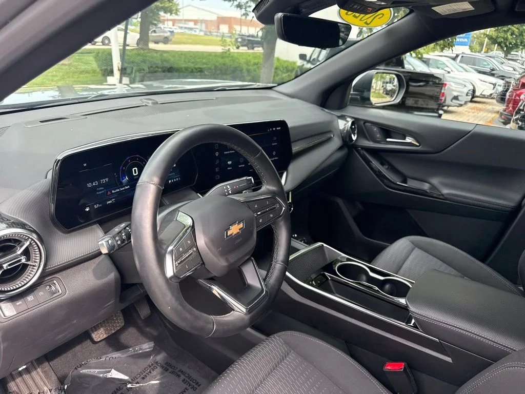 Used 2025 Sterling Gray Metallic Chevrolet LT image 15
