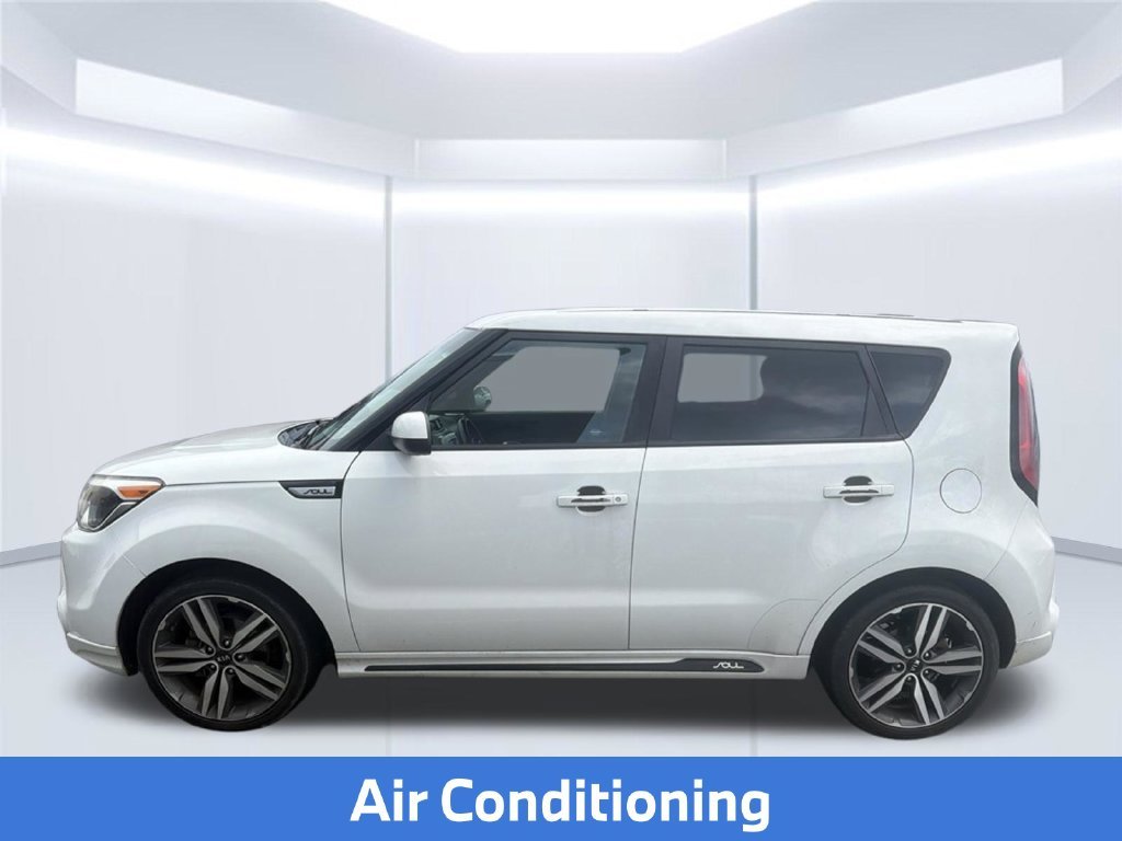 Used 2016 White Kia Plus image 9