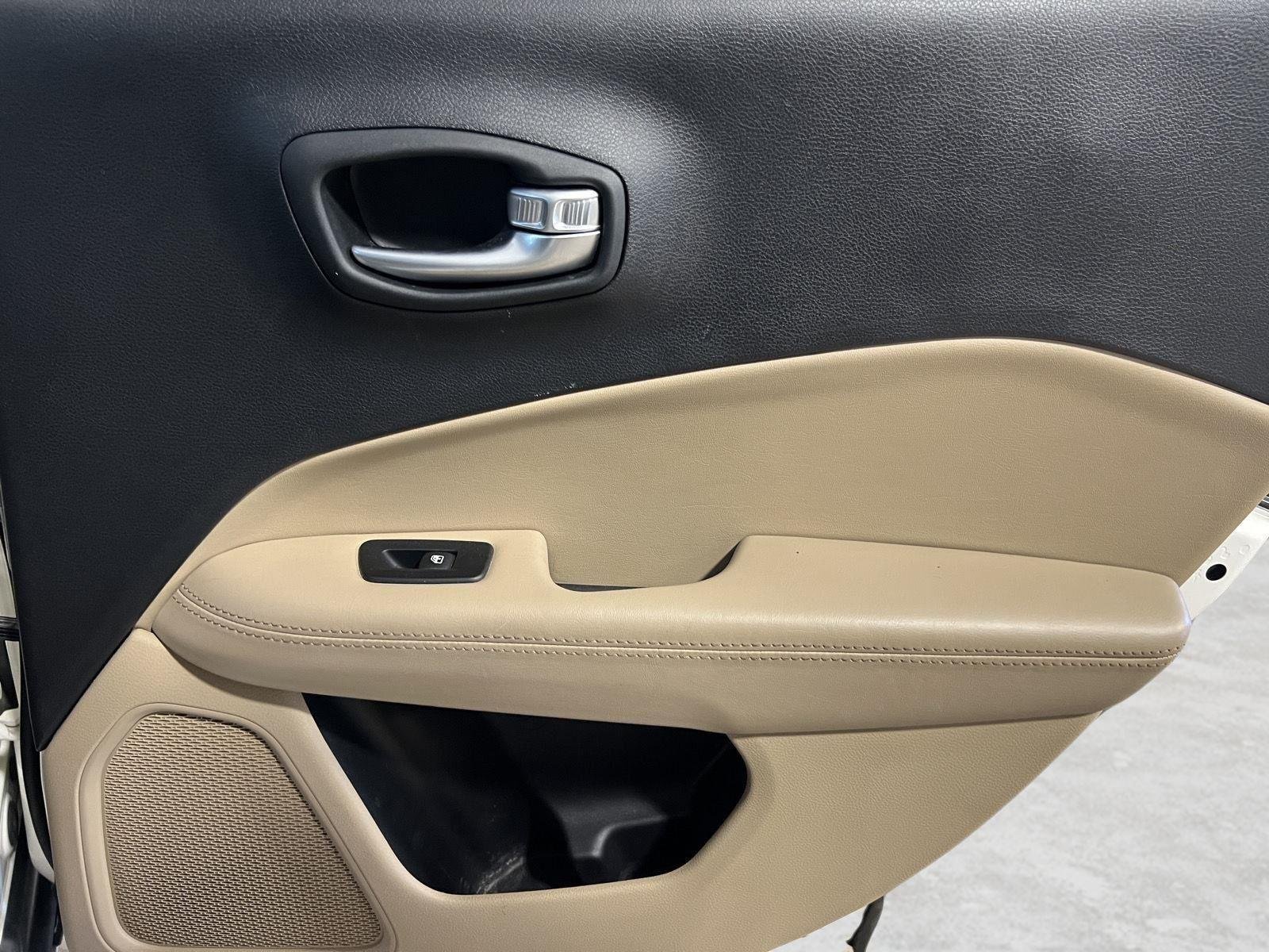 Used 2018 White Clearcoat Jeep Sport image 20