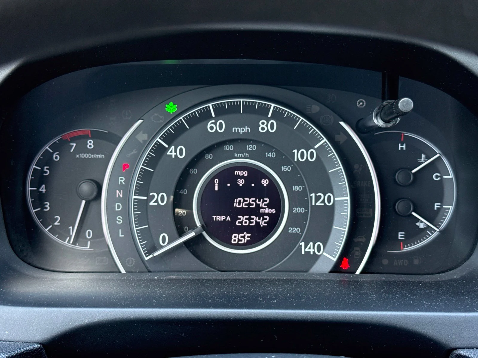 Used 2016  Honda SE image 5