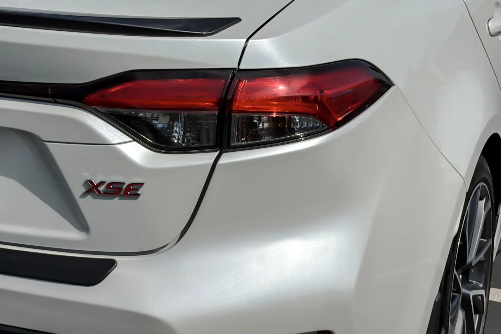 Certified Used 2022 Wind Chill Pearl Toyota XSE image 25