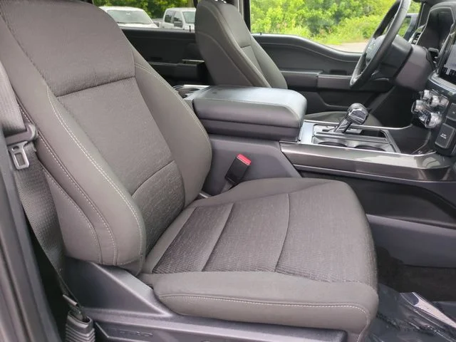 Used 2023 Gray Ford XLT image 34