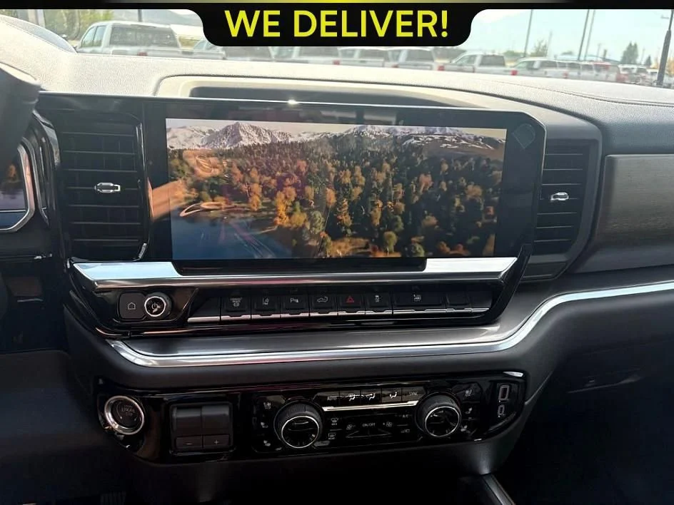 New 2025 Summit White Chevrolet High Country image 18