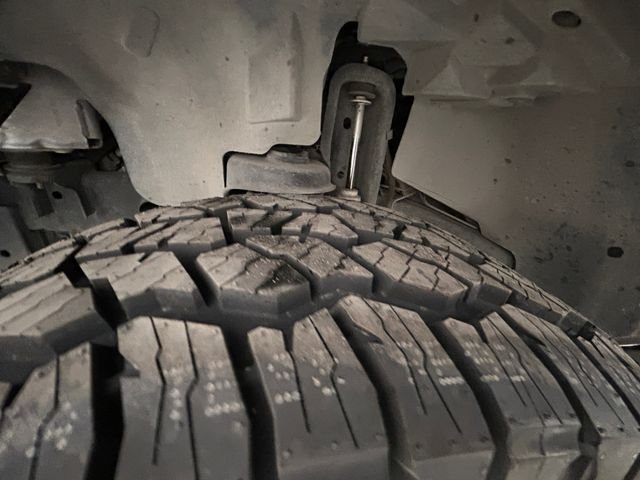 Used 2016 Silver Jeep Unlimited Sahara image 22