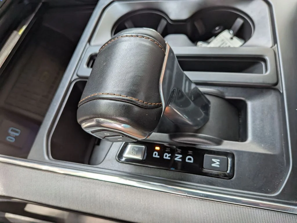 Used 2021 Silver Ford Platinum image 19