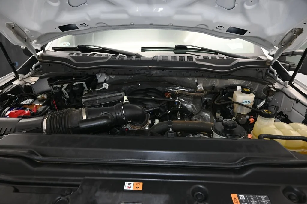 Used 2022 White Ford XL image 17