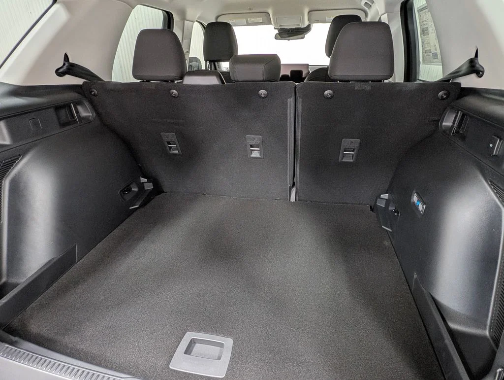 New 2026 Azure Gray Metallic Tri-Coat Ford Big Bend® image 21
