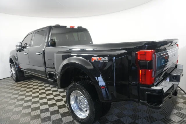 Used 2024 Agate Black Metallic Ford Platinum image 5