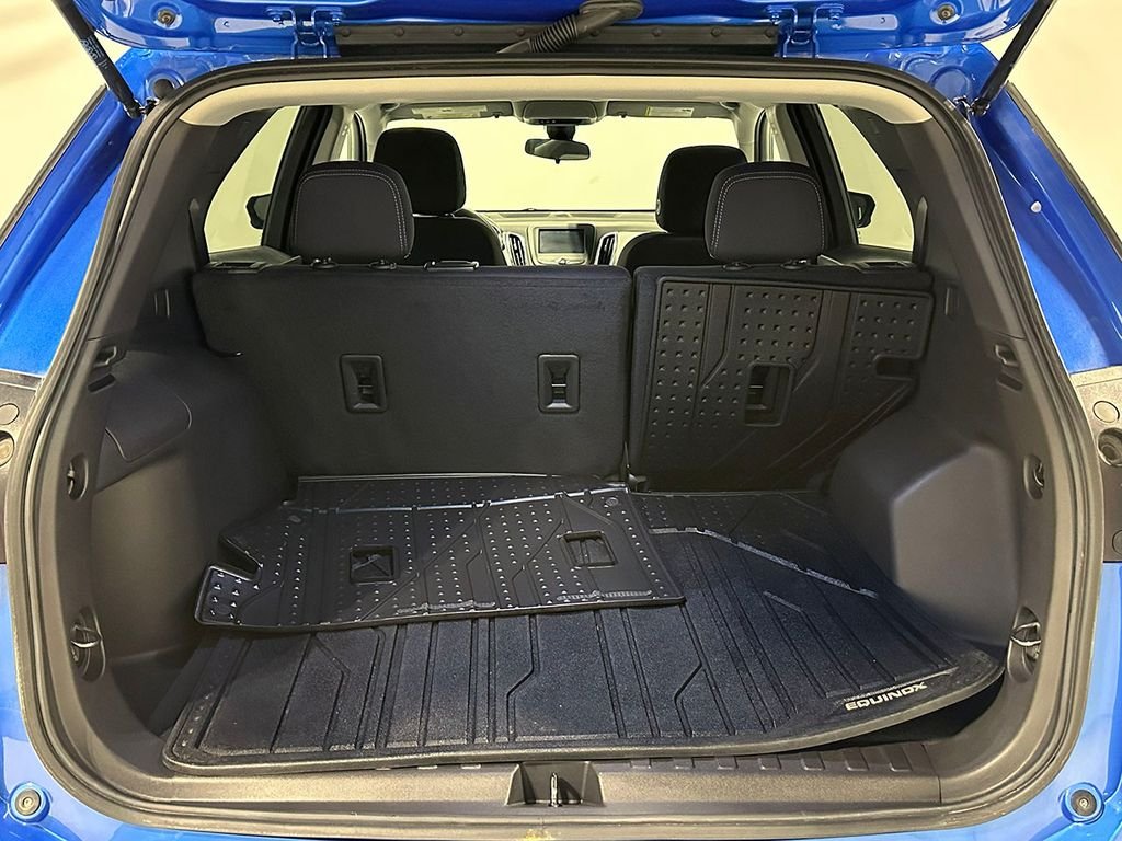 Used 2024 Blue Chevrolet LS image 5