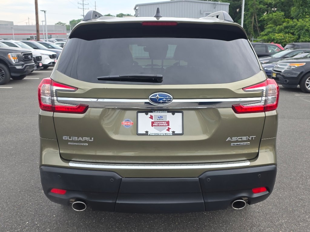 Used 2025 Autumn Green Metallic Subaru Limited image 14