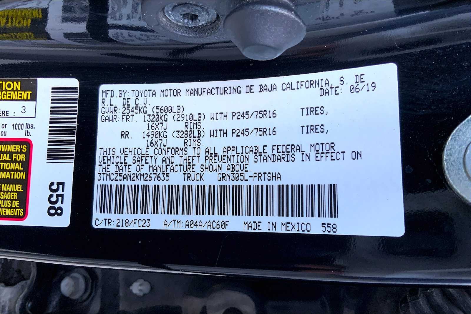 Used 2019 Midnight Black Metallic Toyota SR5 image 33