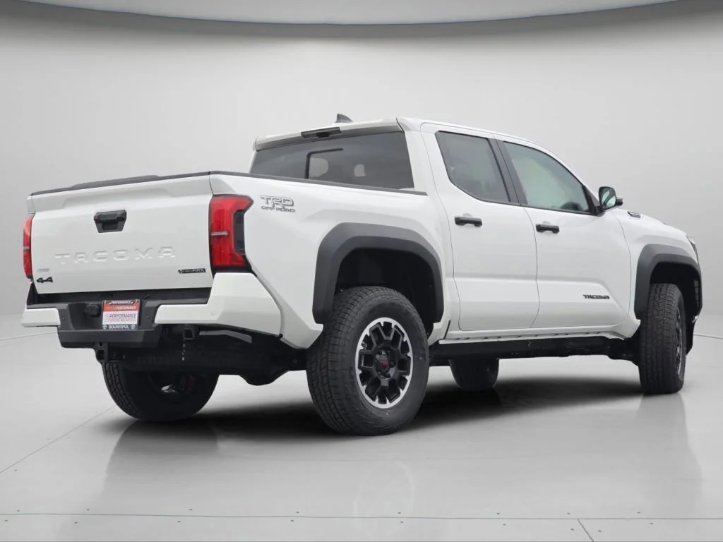 2025 Toyota Tacoma TRD Off Road - Photo 24
