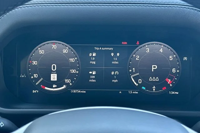 Certified Used 2025 Blue Land Rover X-Dynamic SE image 23