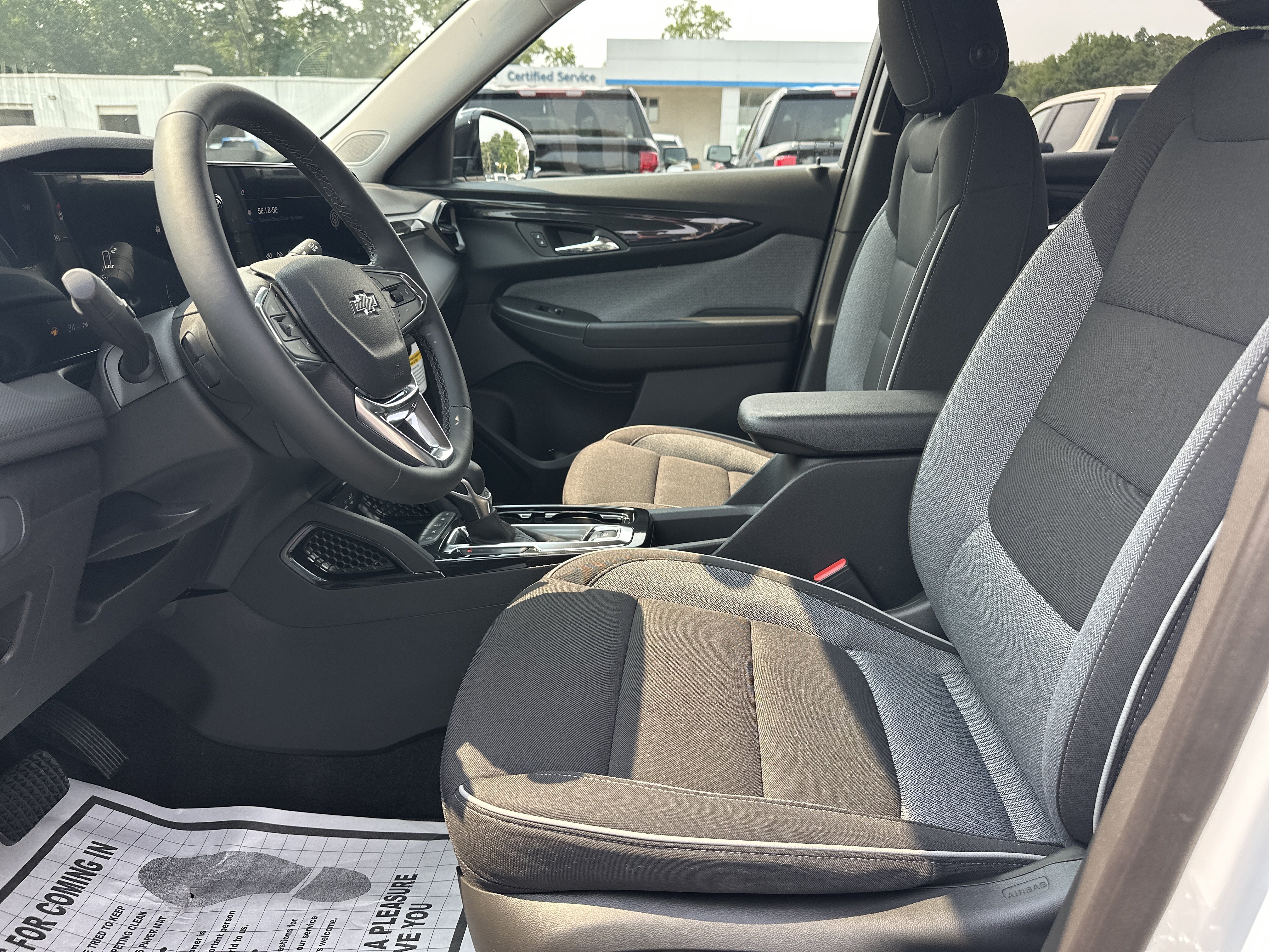 New 2026 Summit White Chevrolet LT image 10