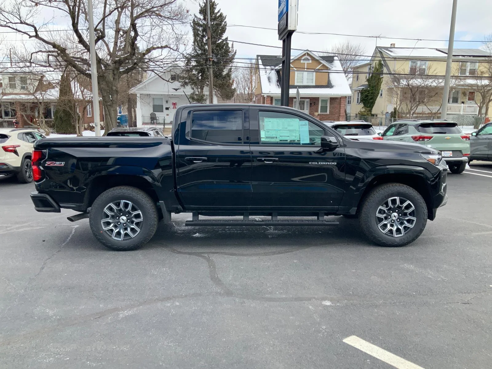 2026 Chevrolet Colorado Z71 - Photo 8